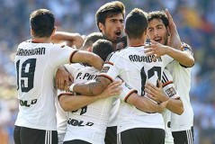 姆巴佩频繁互动，科纳特成皇马转会焦点，利物浦面临留人挑战